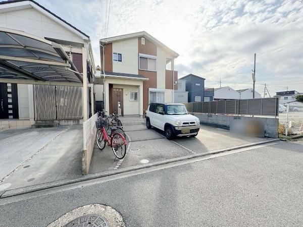 3LDK Detached House for Sale in Kishiwada, Osaka - 98 sqm - Thumbnail 2