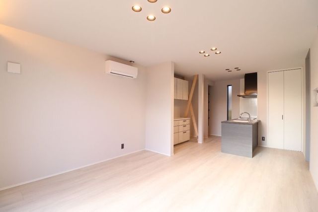 Renovated 3LDK House in Yokkaichi, Mie Prefecture - Thumbnail 2