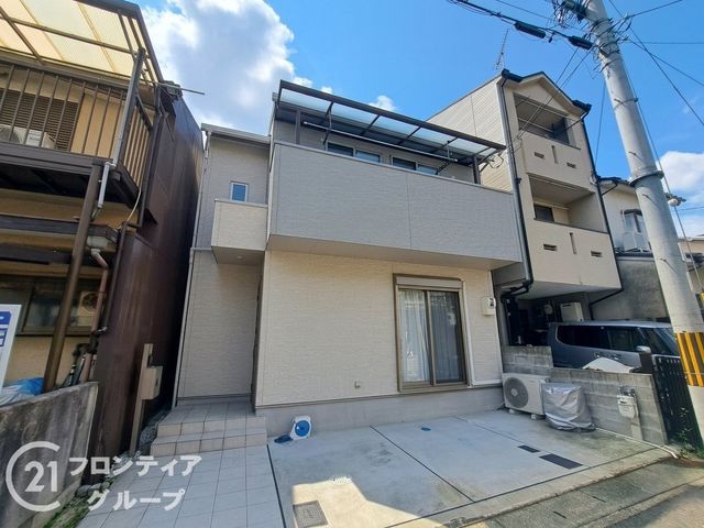 3LDK Detached House for Sale in Yamashina-ku, Kyoto City - Thumbnail 2