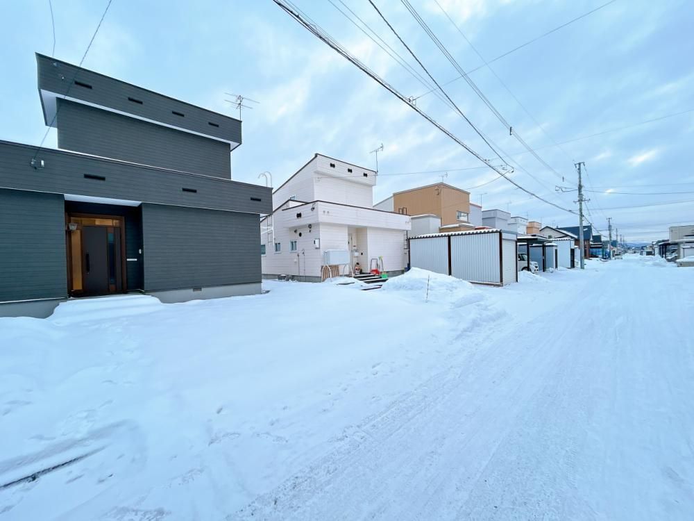 3LDK Detached House for Sale in Asahikawa, Hokkaido - Thumbnail 2