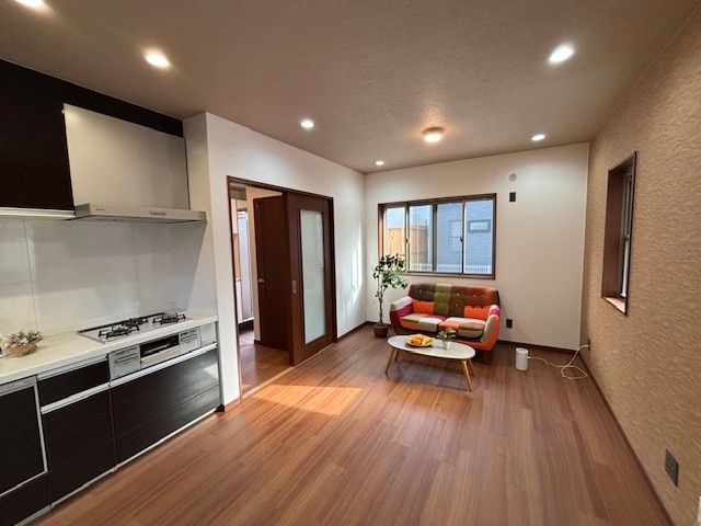 Renovated 3LDK House for Sale Near Funao Station, Sakai Osaka - Thumbnail 4