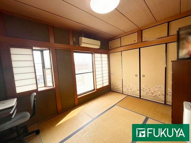 4DK House for Sale in Yao City, Osaka - 122 sqm - Thumbnail 2
