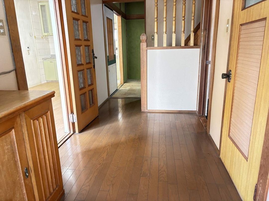 5DK Vacant House for Sale in Yamatokoriyama, Nara - Thumbnail 2