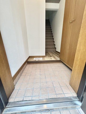 Renovated 3SLDK Terraced House near Aoki Station, Kobe - Thumbnail 2