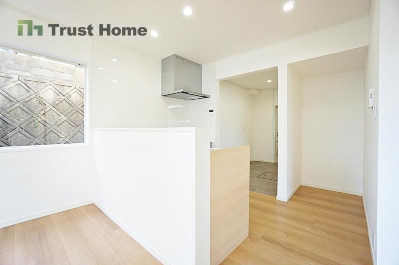 Renovated 3LDK House in Kobe Kita-ku with Garden and Parking - Thumbnail 4