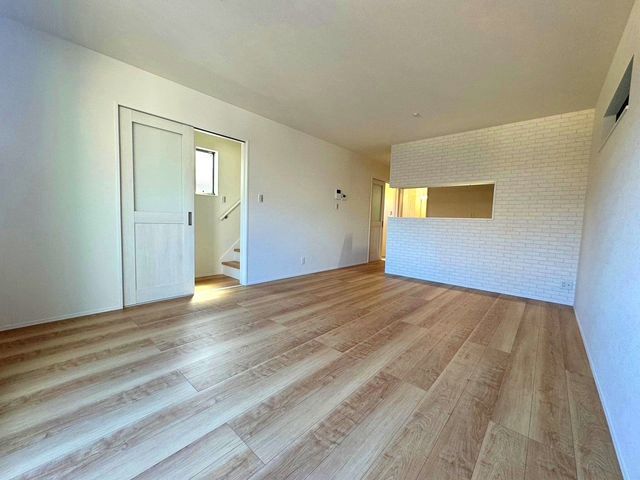Modern 3LDK House in Katano City, Osaka - All-Electric & New - Thumbnail 2
