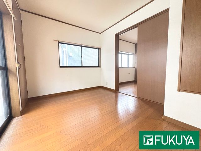 Renovated 4DK House for Sale in Kobe Nagata, Near Nagata Station - Thumbnail 2