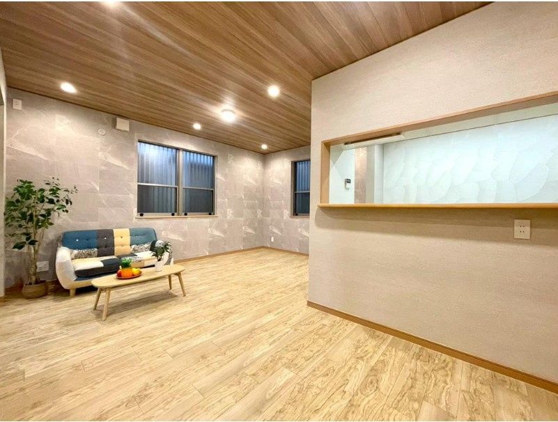 Renovated 4LDK House for Sale in Higashiosaka, Osaka - Thumbnail 3