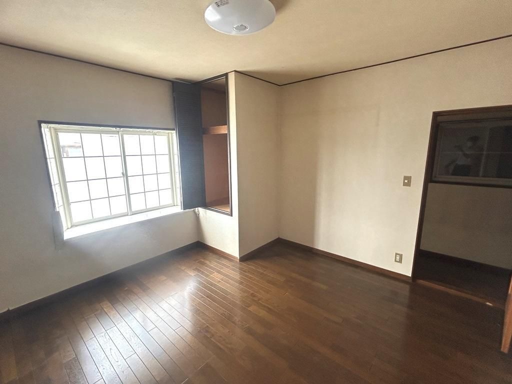 4LDK Used House in Iwade, Wakayama – 95m² - Thumbnail 3