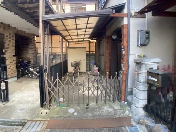 4DK Detached House for Sale near Kadomaminami Station, Osaka - Thumbnail 2