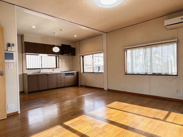 Single-Story 2LDK House with Parking in Suzuka, Mie - Thumbnail 4