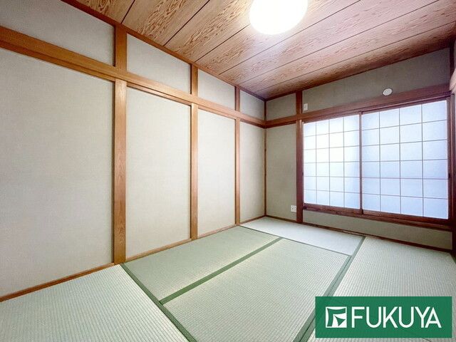 Renovated 4LDK House for Sale in Hirakata City, Osaka - Thumbnail 3