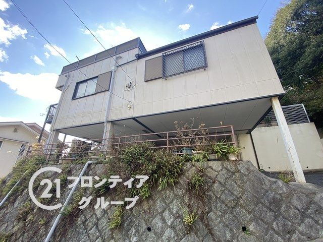6LDK House with Mountain Views in Kobe Tarumi | 1200万円 - Thumbnail 4