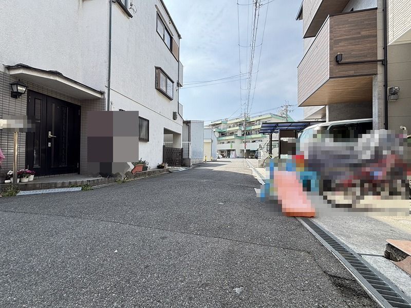 Modern 3LDK House for Sale Near Yato Station, Higashi-Osaka - Thumbnail 2
