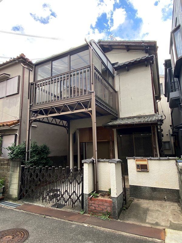 4SDK House with Sunroom for Sale in Settsu City, Osaka - Thumbnail 2