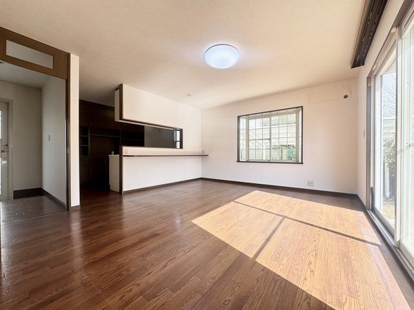 Spacious 4SLDK Wooden House Near Sogo Undo Koen Station, Kobe - Thumbnail 4