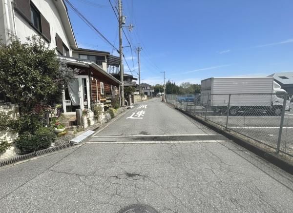 Renovated 4SLDK Corner Lot House in Inami, Hyogo - Thumbnail 3