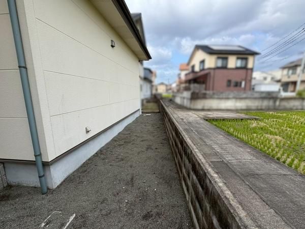 4LDK House for Sale in Wakayama City, Wakayama - Thumbnail 2