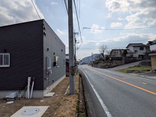 Modern 2LDK Single-Story House for Sale in Hofu, Yamaguchi - Thumbnail 3