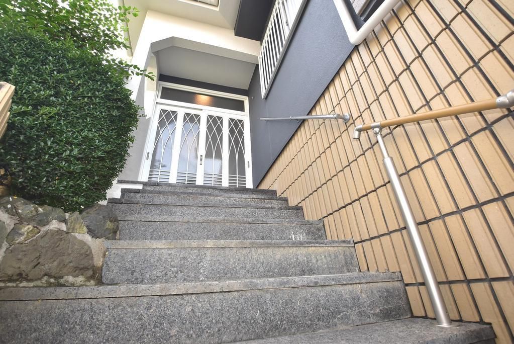 Renovated 4SLDK House near Kintetsu Yawao Station, Yawashi - Thumbnail 2