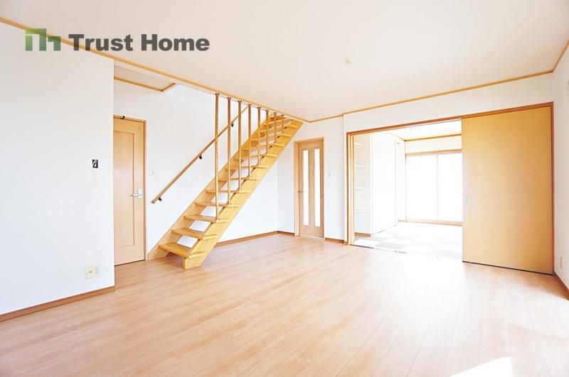 4LDK Ocean View House for Sale in Kobe's Maiko Area - Thumbnail 3