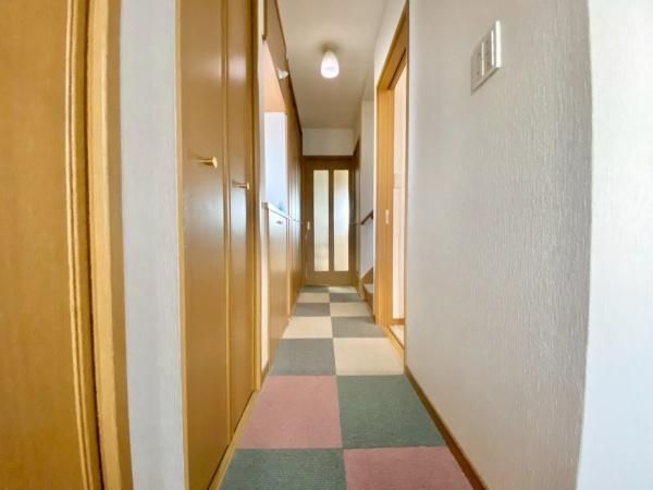 2SLDK Detached House for Sale in Matsubara, Osaka - Thumbnail 4