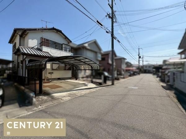 Used 4LDK House for Sale in Iwade, Wakayama - Thumbnail 2
