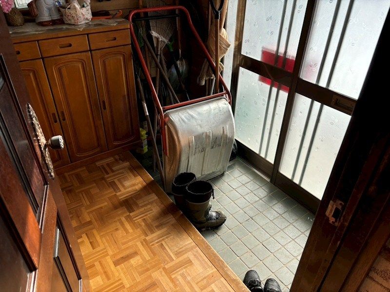 4LDK House for Sale in Higashiaimachi, Kitami City, Hokkaido - Thumbnail 2