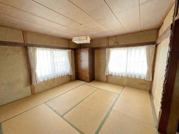 5DK Wooden House for Sale near Nukata Station, Higashiosaka - Thumbnail 3