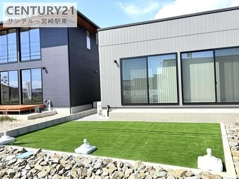 2LDK Single-Story House for Sale in Kunitomi, Miyazaki - Thumbnail 2