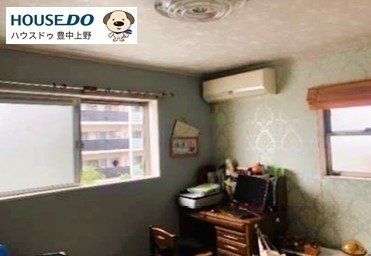 4LDK House for Sale in Toyonaka, Osaka - 99.12 sqm - Thumbnail 3