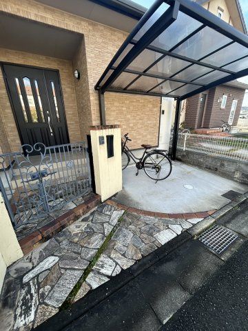 4LDK Detached House for Sale in Asahi, Wakayama City - Thumbnail 2