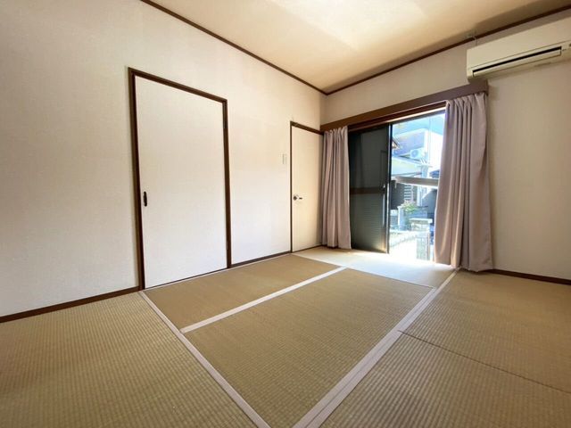 4LDK House for Sale in Nishikyo Ward, Kyoto City - Thumbnail 4