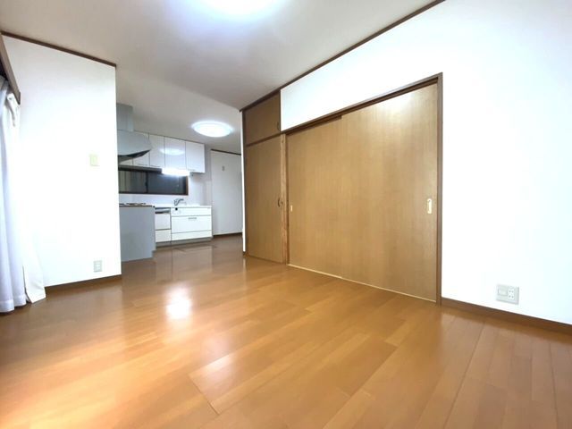 4LDK House for Sale in Nishikyo Ward, Kyoto City - Thumbnail 2