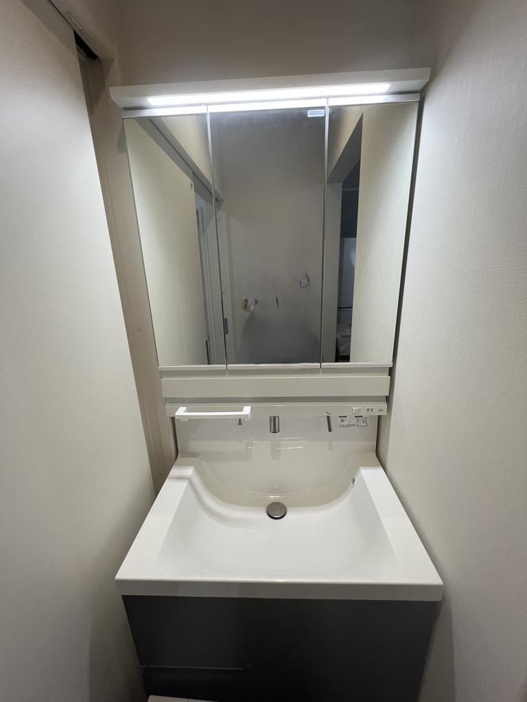 Modern 3SLDK House with ZEH & Seismic Grade 3 in Nishi-Yodogawa, Osaka - Thumbnail 3