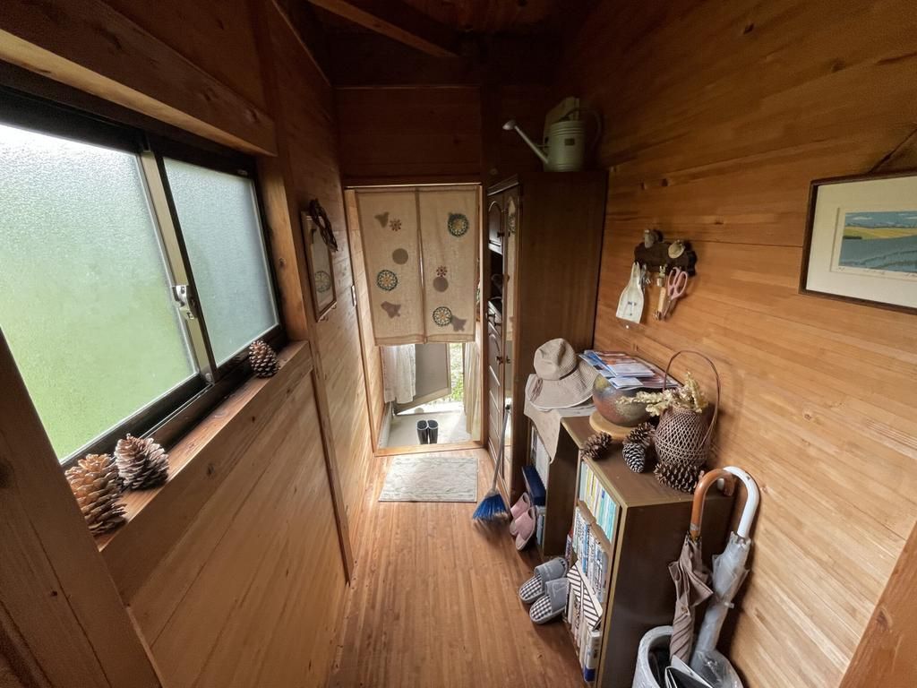 Vacant House for Sale in Mihama-cho, Wakayama with 948.56 sqm Land - Thumbnail 4
