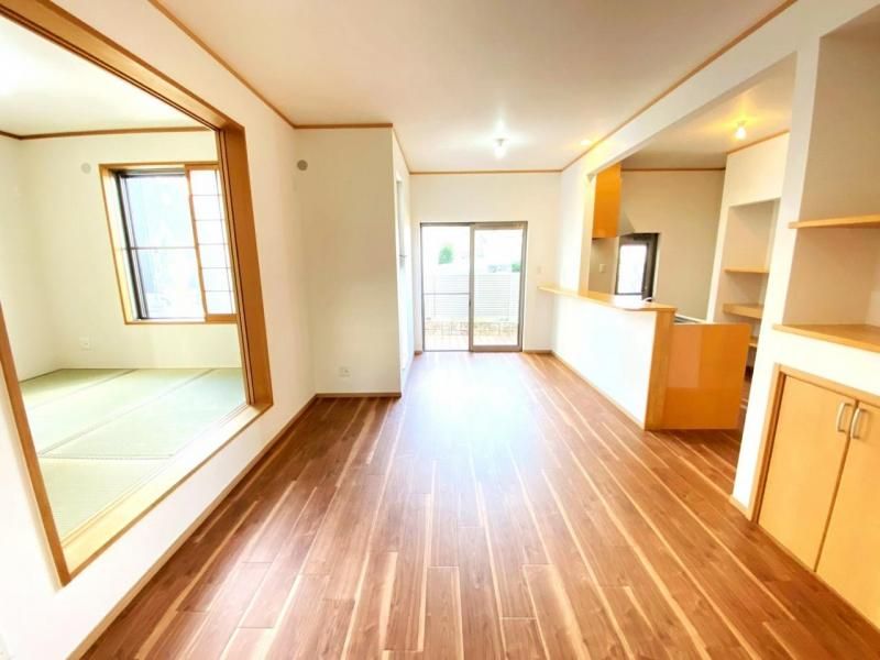 Renovated 4LDK Corner House in Izumi Osaka | 2008 Build - Thumbnail 3