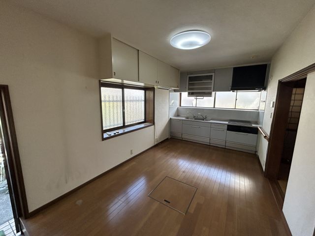 4LDK Detached House for Sale in Tsuruga, Fukui - 138.85sqm - Thumbnail 4