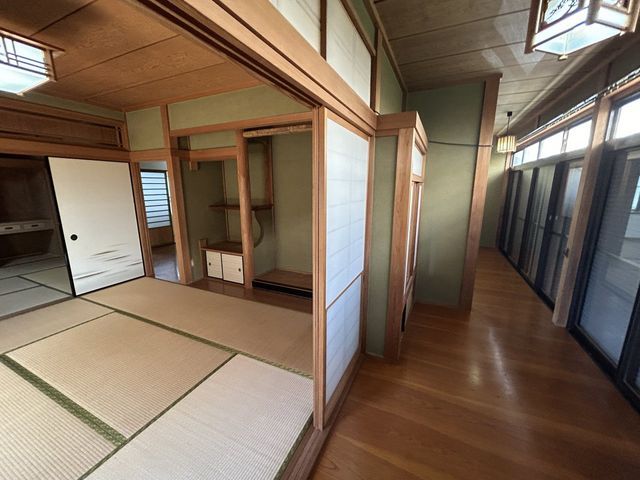 4LDK Detached House for Sale in Tsuruga, Fukui - 138.85sqm - Thumbnail 2