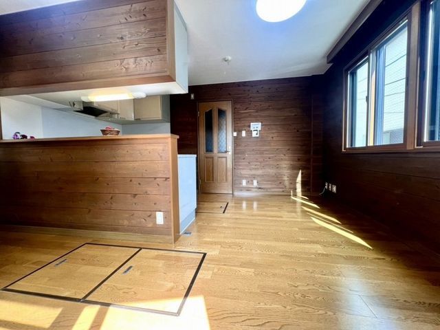 3LDK Steel Frame House for Sale in Mikage, Kobe - Thumbnail 4