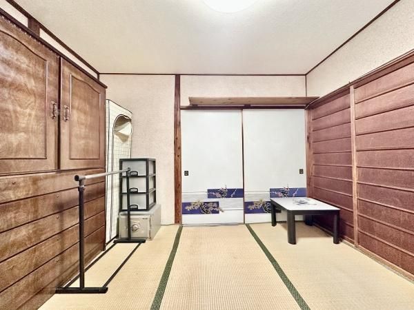 Classic 1940 Wooden House in Kobe Nagata Ward Near Kariome Station - Thumbnail 4
