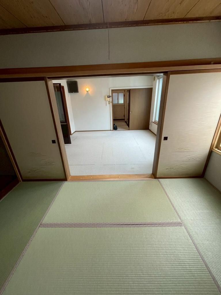 4SLDK Detached House for Sale near Kuriyama Station, Hokkaido - Thumbnail 4