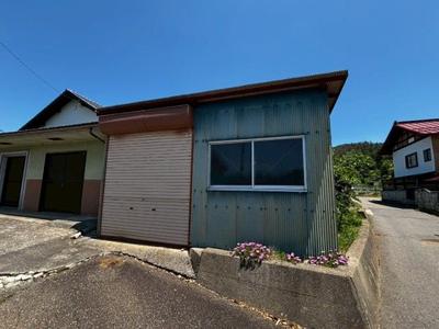 Spacious Rural Home with Land in Chikuhoku Village — Image 4, Chikuhoku, Nagano