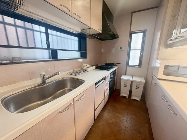 3LDK Wooden House for Sale in Osaka Nishinari, Near Nishi-Tengachaya Station - Thumbnail 3