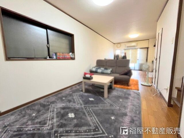 Renovated 3LDK House in Ikuno-ku, Osaka - 95 sqm - Thumbnail 2