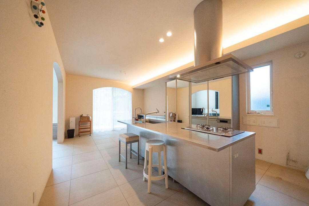 Modern 3SLDK House for Sale in Nara's Tobigaoka Area - Thumbnail 2