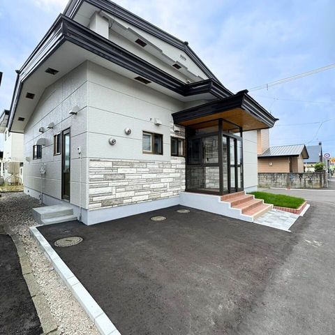 4SLDK House for Sale in Tomakomai, Hokkaido - 2024 Partial Renovation - Thumbnail 2