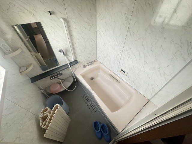 5LDK Corner Lot House with 7 Parking Spaces in Himeji - Thumbnail 4