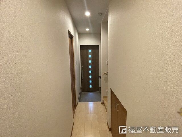 4LDK Detached House for Sale in Kamigyo-ku, Kyoto - Thumbnail 2