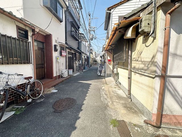 4DK Terrace House for Sale near Johoku Koen-dori Station, Osaka - Thumbnail 2